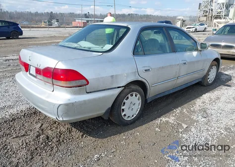 2002 Honda Accord 2.3 Lx z USA, uszkodzony, nr VIN 1HGCG56412A058455